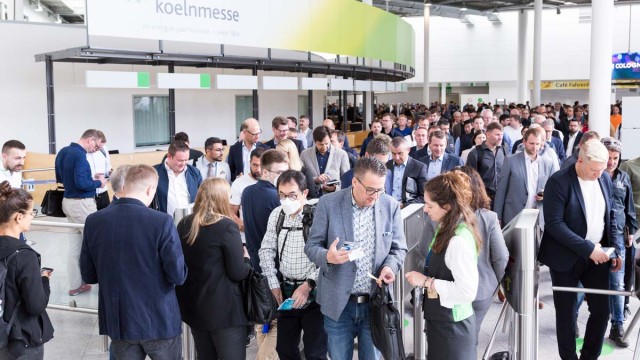 Visitors to THE TIRE COLOGNE 2022