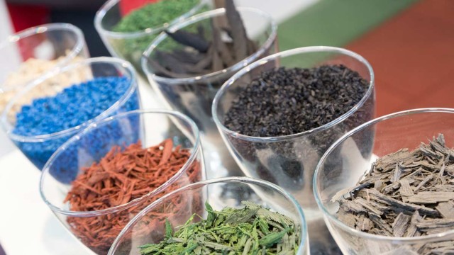 Recycling products from used tyres