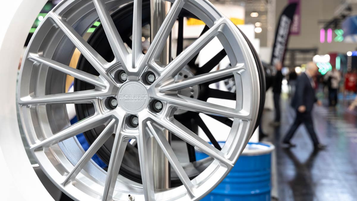 Close-up of Borbet rims